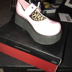 BRAND NEW! Demonia USA Pink Platforms!